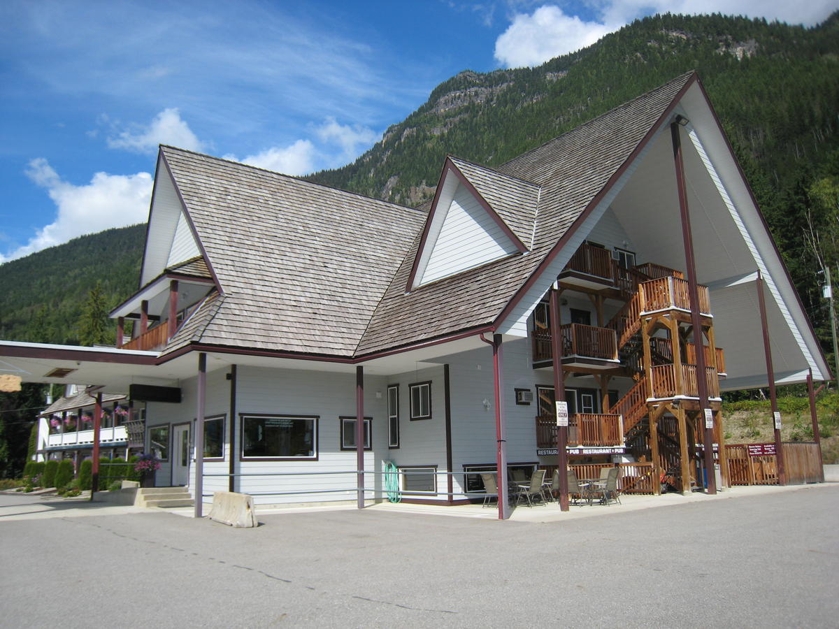 Peaks Lodge Revelstoke Eksteriør bilde